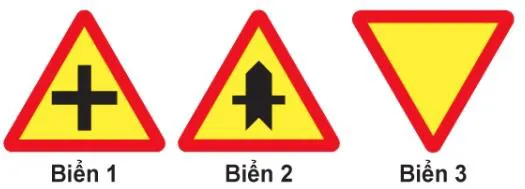 Hình gốc của câu 386: đối chiếu vị trí xe, biển và hướng mũi tên với câu hỏi.